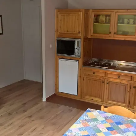 Apartment Outa *